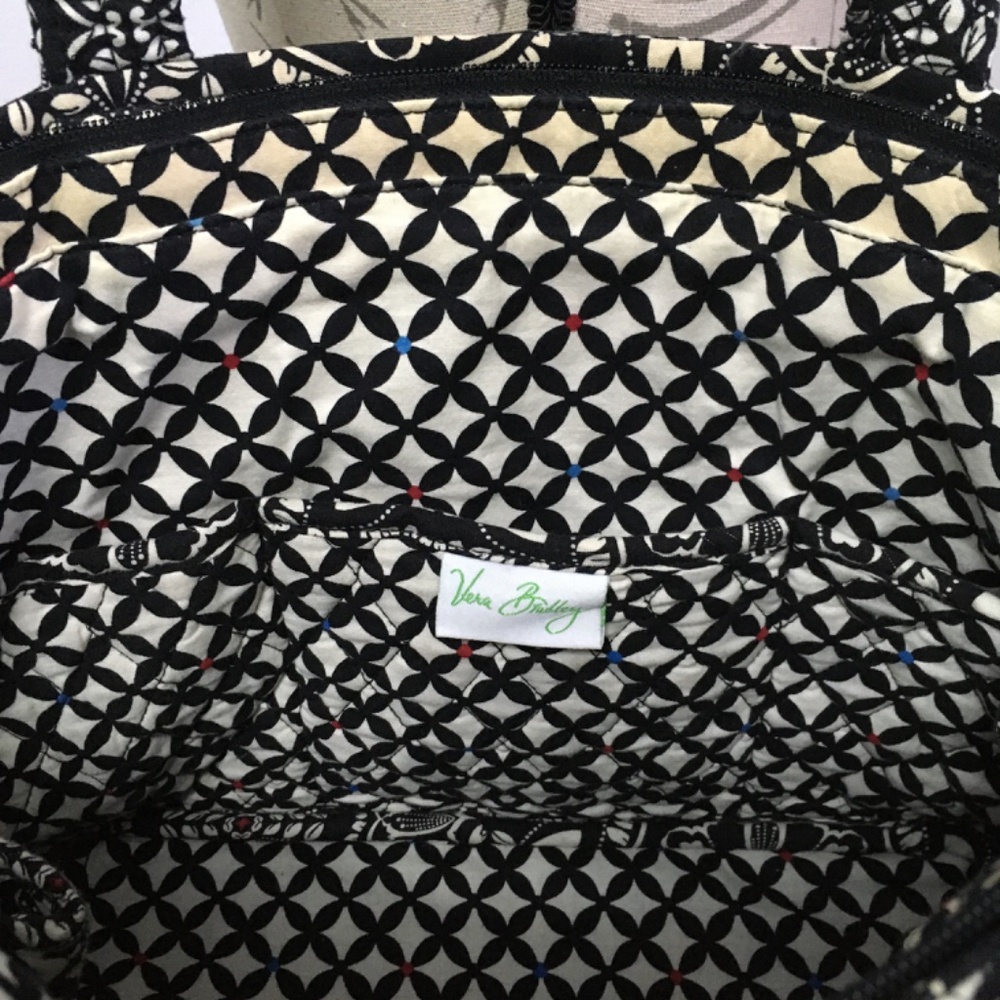 Vera Bradley Small Vera Tote Bag in Barcelona Print Fabric Black/White/Multi - Picture 6 of 11